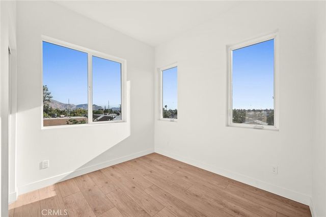 9613 Juniper Avenue 19, Fontana, CA 92335