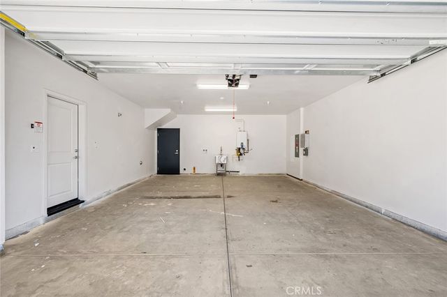 9613 Juniper Avenue 19, Fontana, CA 92335