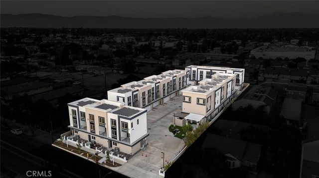 9613 Juniper Avenue 19, Fontana, CA 92335