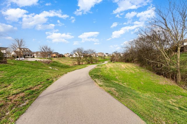 401 Herring Trl, Nolensville, TN 37135