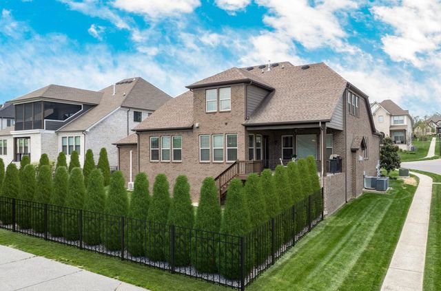 401 Herring Trl, Nolensville, TN 37135