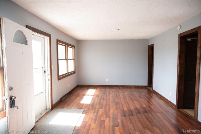 4111 Merritt Road, Pittsfield Charter Township, MI 48197