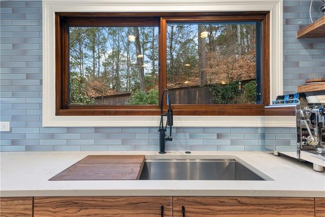 600 Trailmore Place, Roswell, GA 30076