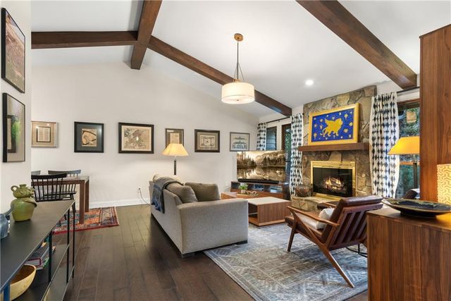 600 Trailmore Place, Roswell, GA 30076