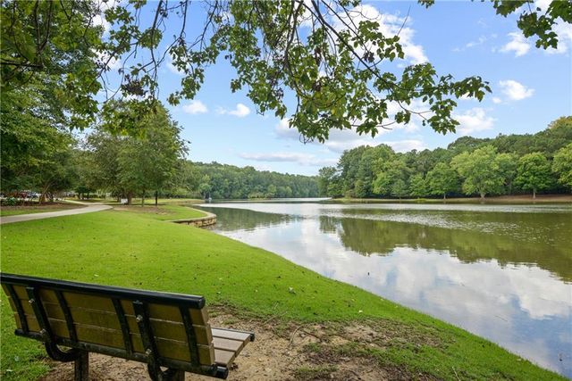 600 Trailmore Place, Roswell, GA 30076