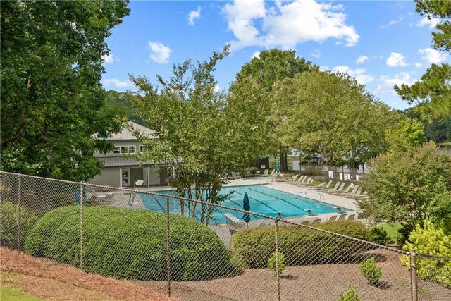 600 Trailmore Place, Roswell, GA 30076