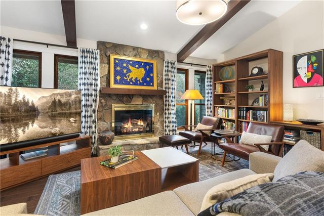 600 Trailmore Place, Roswell, GA 30076