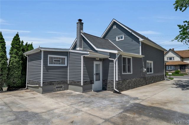 213 Gates Street, Cheektowaga, NY 14212