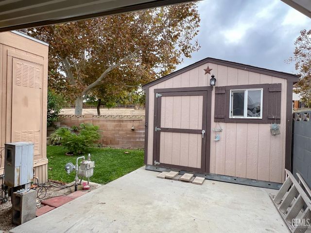 123 N 10th Street 88, Taft, CA 93268