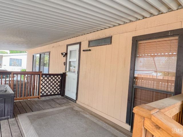 123 N 10th Street 88, Taft, CA 93268