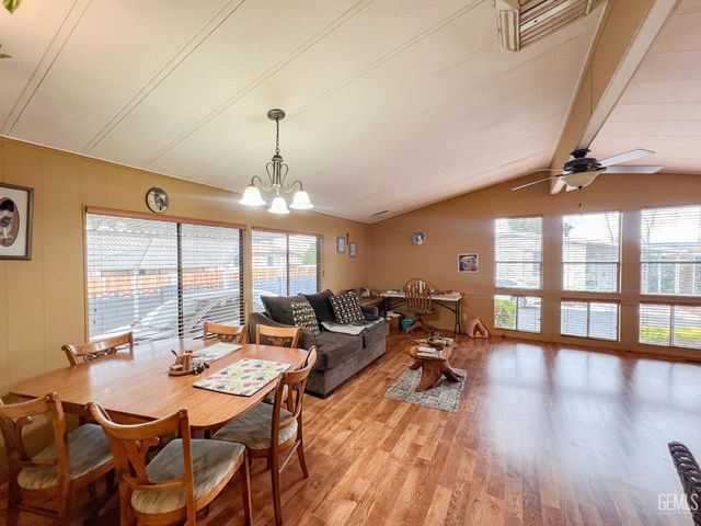 123 N 10th Street 88, Taft, CA 93268