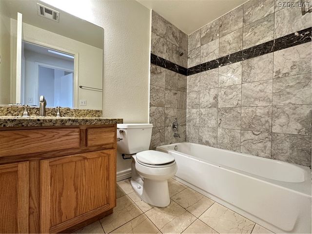 2621 ADELANTE Avenue 108, Las Vegas, NV 89106
