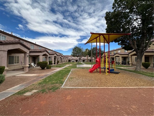 2621 ADELANTE Avenue 108, Las Vegas, NV 89106