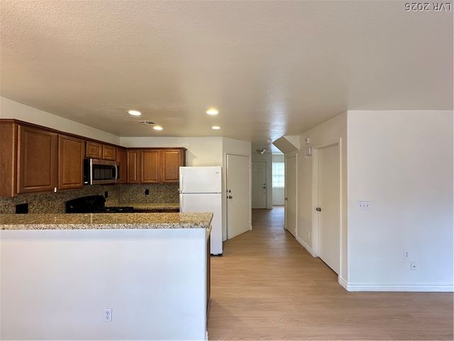 2621 ADELANTE Avenue 108, Las Vegas, NV 89106
