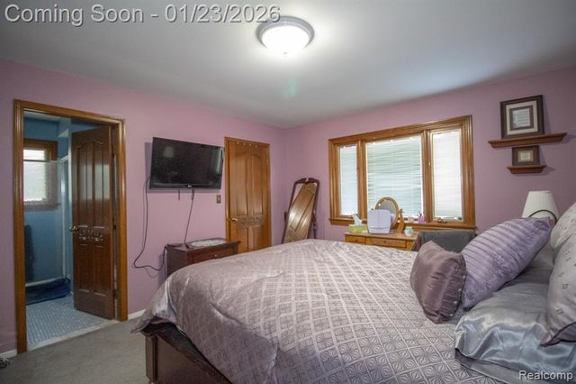 11367 Suffolk Drive, Southgate, MI 48195