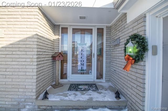 11367 Suffolk Drive, Southgate, MI 48195