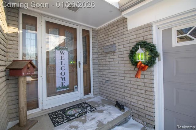 11367 Suffolk Drive, Southgate, MI 48195