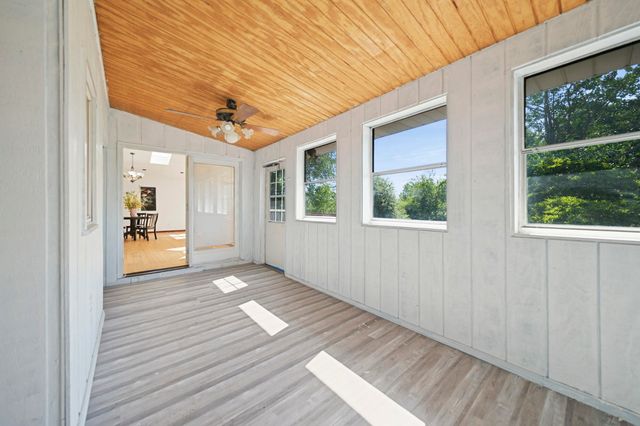 2504 Victoria Road, Schererville, IN 46375