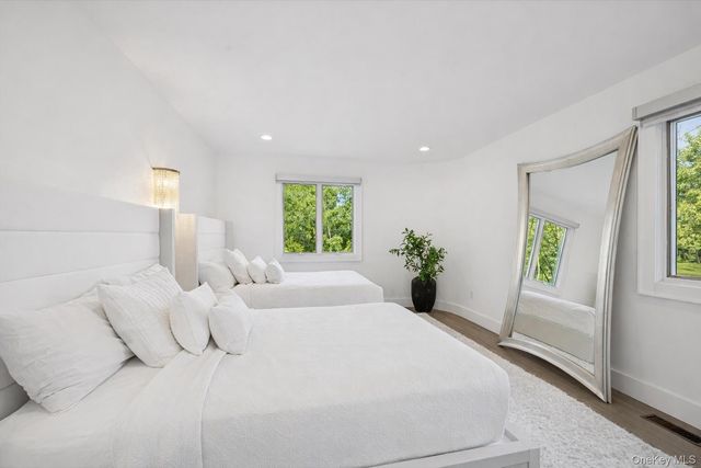 3 Southwood Lane, Quogue, NY 11959