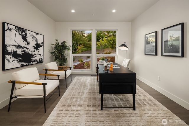 8243 W Mercer Way, Mercer Island, WA 98040
