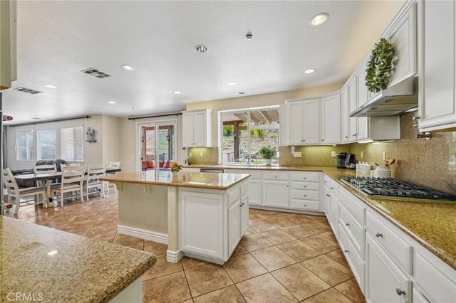 460 Bareback Court, Norco, CA 92860