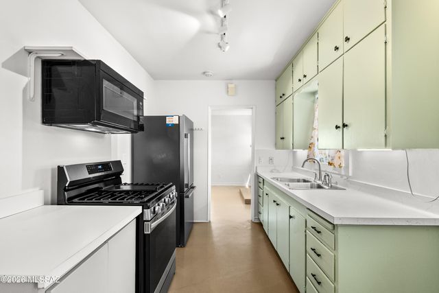 1610 E Hampton Street, Tucson, AZ 85719