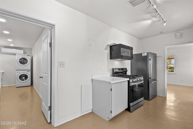 1610 E Hampton Street, Tucson, AZ 85719