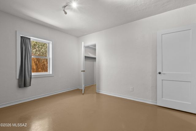 1610 E Hampton Street, Tucson, AZ 85719