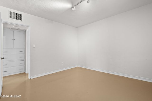 1610 E Hampton Street, Tucson, AZ 85719