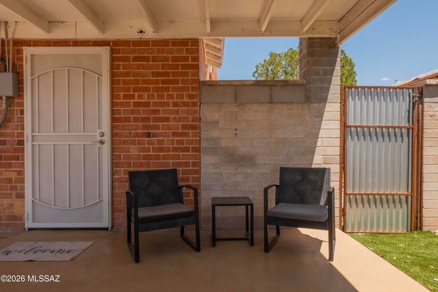 1610 E Hampton Street, Tucson, AZ 85719