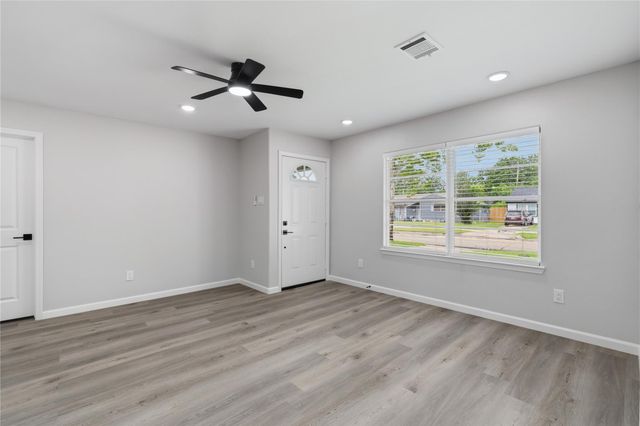 2308 Garvey Drive, Pasadena, TX 77506