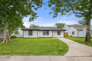 2308 Garvey Drive, Pasadena, TX 77506