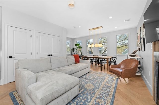 54 Jackson St 2, Cambridge, MA 02140