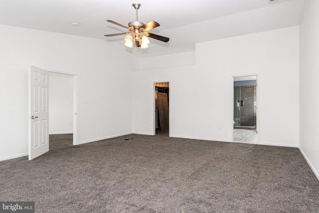 6 MINTWOOD DR, Fredericksburg, VA 22405