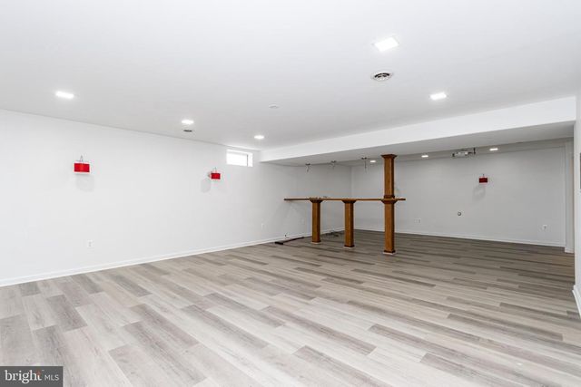 6 MINTWOOD DR, Fredericksburg, VA 22405