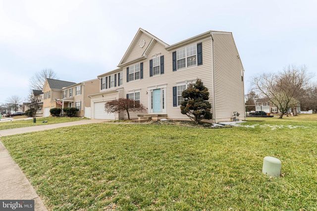 6 MINTWOOD DR, Fredericksburg, VA 22405