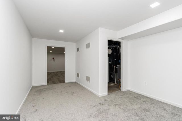 6 MINTWOOD DR, Fredericksburg, VA 22405