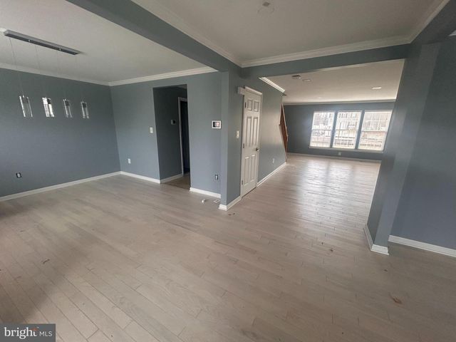 6 MINTWOOD DR, Fredericksburg, VA 22405