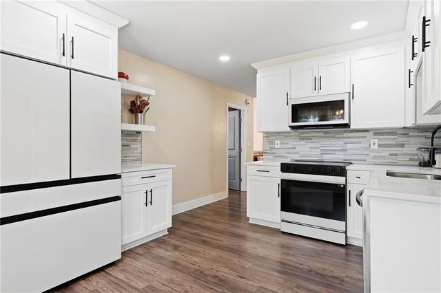 4069 Manor Hill Place, Buford, GA 30519