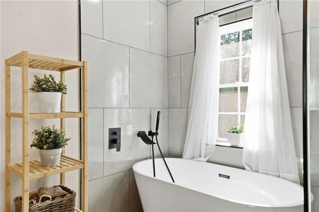 4069 Manor Hill Place, Buford, GA 30519