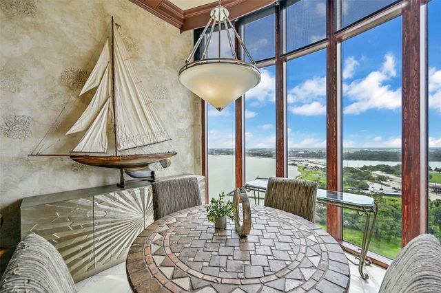 4821 Nasa Parkway 18W, Seabrook, TX 77586