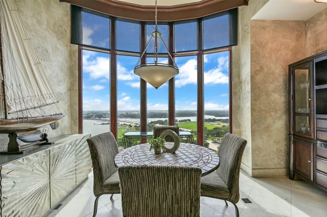 4821 Nasa Parkway 18W, Seabrook, TX 77586