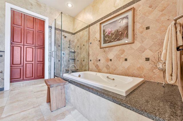 4821 Nasa Parkway 18W, Seabrook, TX 77586