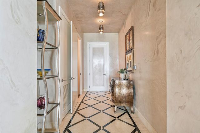 4821 Nasa Parkway 18W, Seabrook, TX 77586