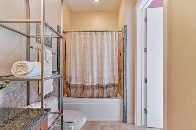 4821 Nasa Parkway 18W, Seabrook, TX 77586