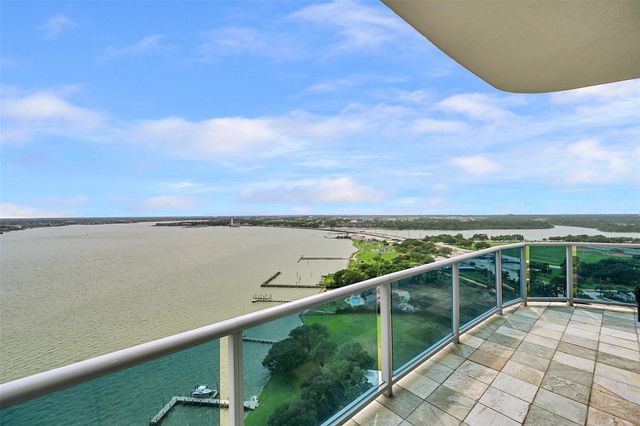 4821 Nasa Parkway 18W, Seabrook, TX 77586