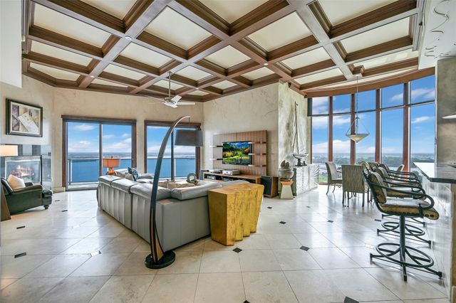 4821 Nasa Parkway 18W, Seabrook, TX 77586