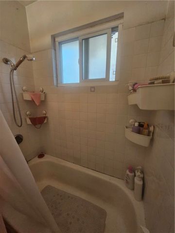 842 E Yale Street, Ontario, CA 91764