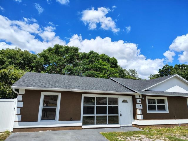 902 N THACKER AVENUE, Kissimmee, FL 34741
