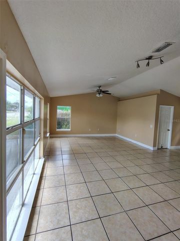 902 N THACKER AVENUE, Kissimmee, FL 34741